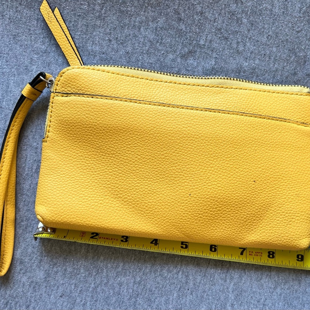 Dana Buchman Vibrant Yellow Wristlet - Picture 3 of 6